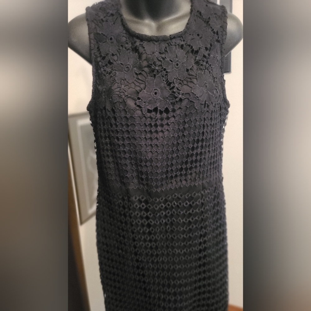 Suzy Shier Black Crocheted Lace Midi Dress